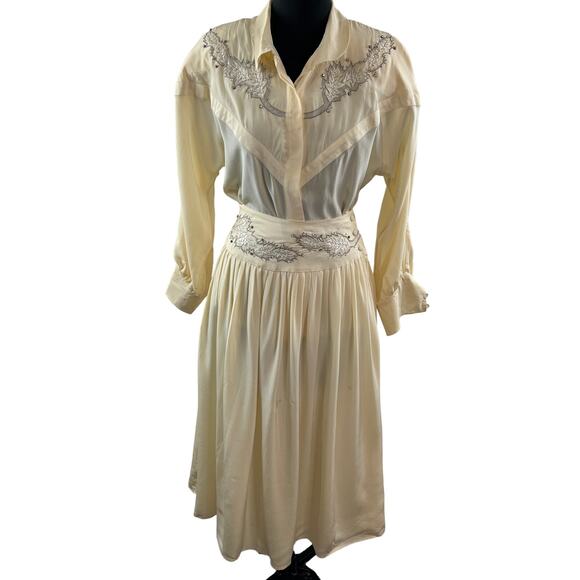 VINTAGE Cedars Beige Top Skirt Silk Floral Embroidered Button-Up Set Size 8 VTG - Picture 1 of 16